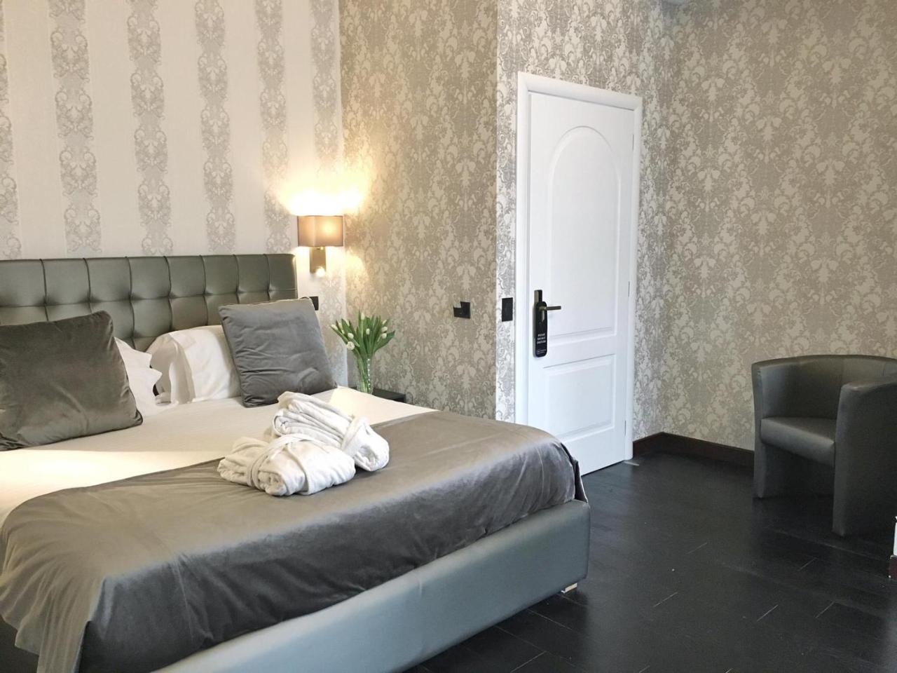 Via Veneto Suites Roma Exterior foto